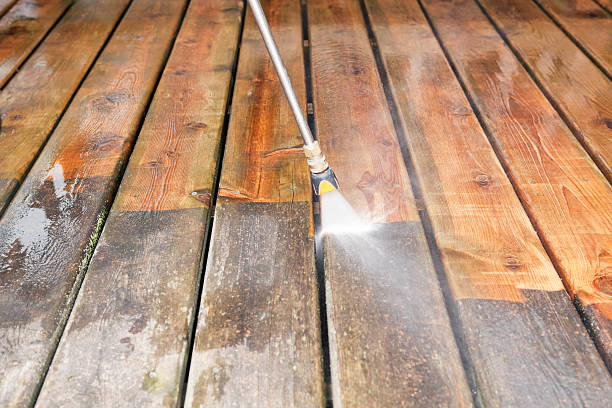 Best Deck Cleaning Services  in Oakwood Hls, IL